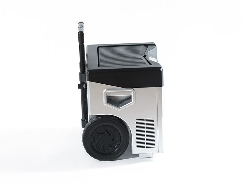 miniJOULE Island mit 200 Watt Solarmodul